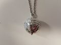 Kalevala Koru, Halikon Palloriipus ketjulla. Hopea. / KK silver pendant / chain from Halikko - Nro 7048